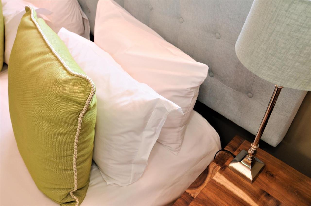 Abbey Manor Luxury Guesthouse Fokváros Kültér fotó