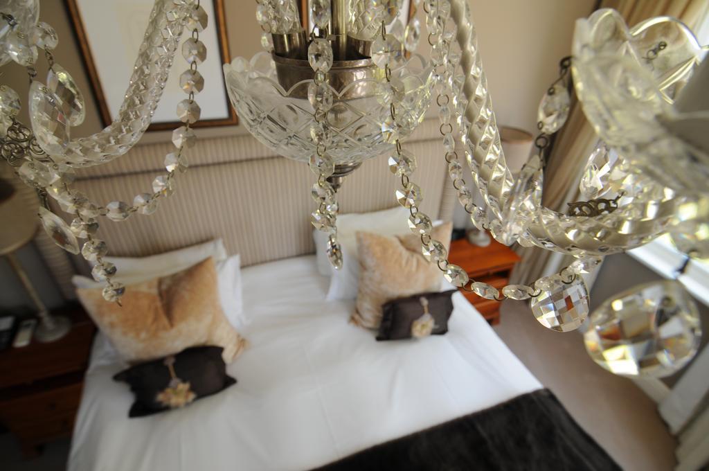 Abbey Manor Luxury Guesthouse Fokváros Kültér fotó